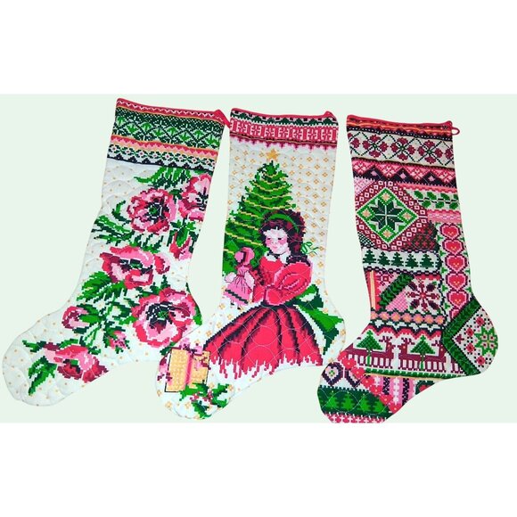 Set Of 3 Quilted Christmas Stockings Vintage-Inspired Designs Floral Victorian L - Picture 5 of 10